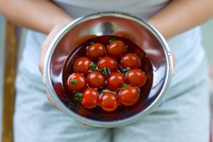 ミニトマトをどうぞ