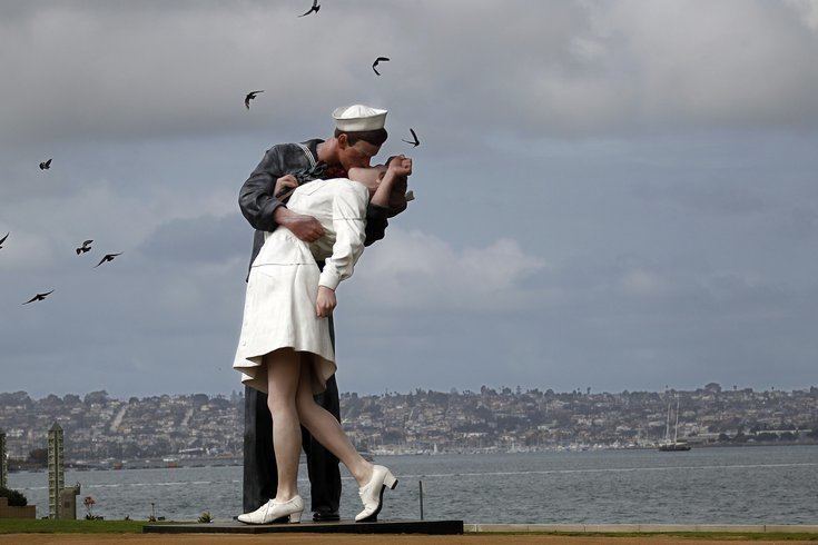 Unconditional surrender Iconic 39Unconditional Surrender39 statue visiting Battleship New