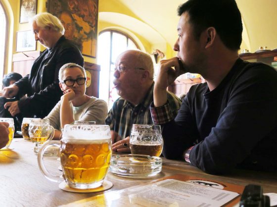 常連さんも交えて