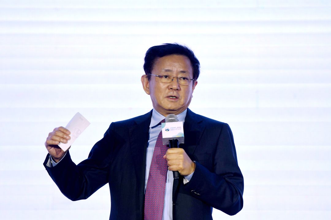 王曼昱/蒯曼夺得世乒赛女双冠军,国乒4冠收官