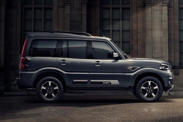 Mahindra Scorpio Right Side Image Mahindra Scorpio Right Side Image