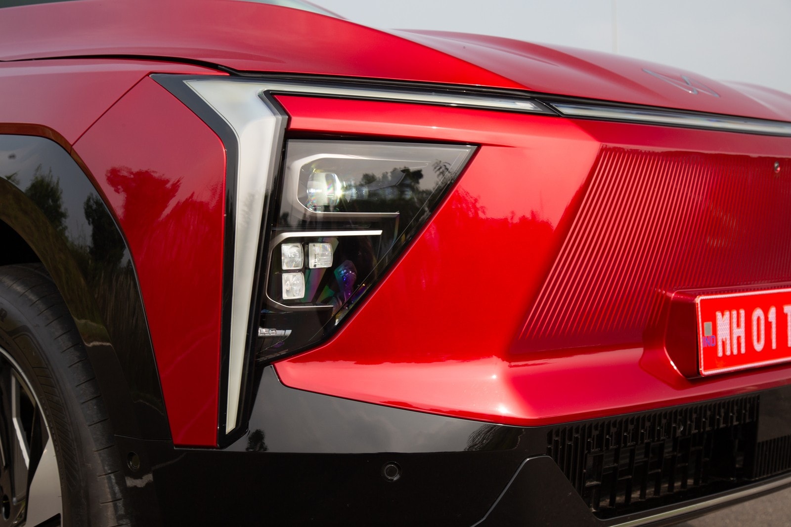 Mahindra XEV 9e Headlight Mahindra XEV 9e Headlight