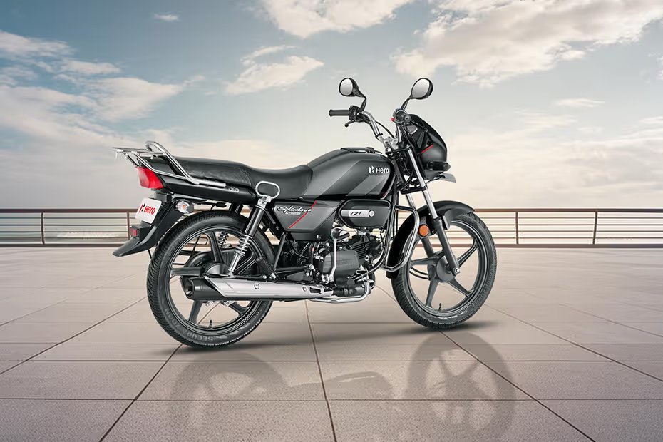 Hero Splendor Plus XTEC Rear Right View Hero Splendor Plus XTEC Rear Right View
