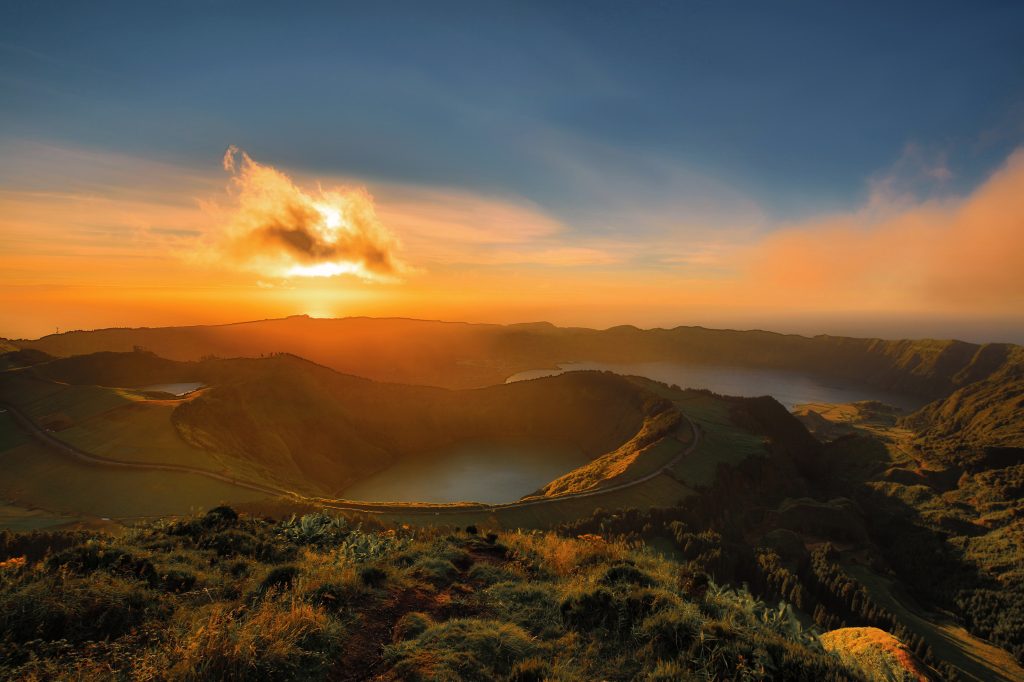 Vista da Lagoa das Sete Cidades ao pôr do Sol