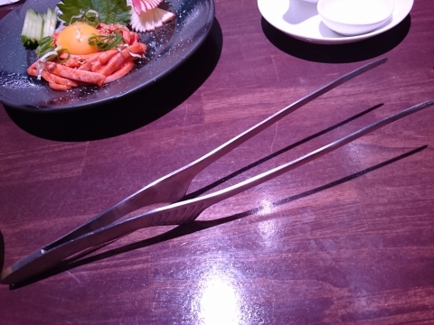 トング@焼肉ハヌル