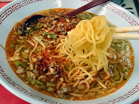 麺リフティング@味仙