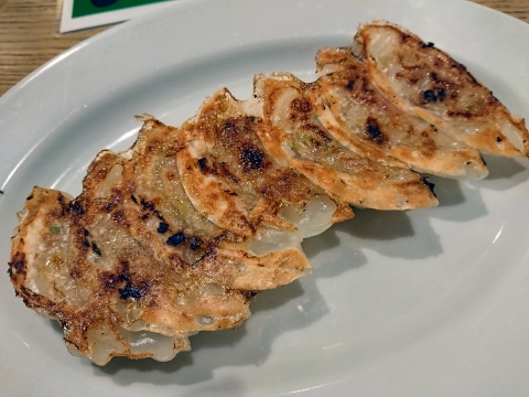 つまみ餃子@しんちゃんアメ村