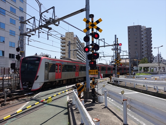 DSC01492_八ツ山橋(品川第一踏切)_R