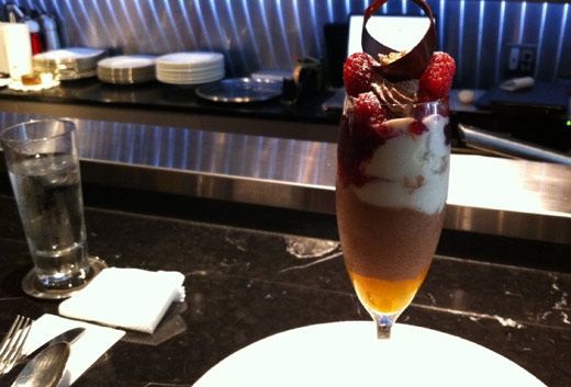 カシスワインパフェ