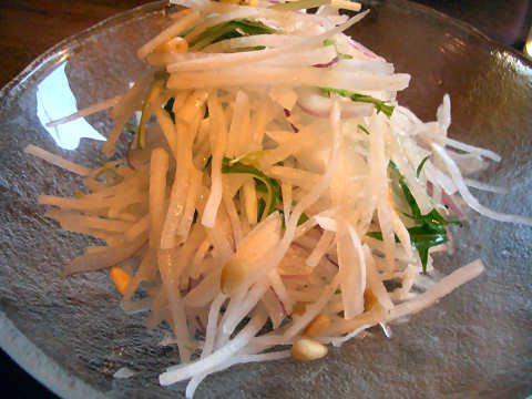 今日のサラダ@外灘紅緑灯