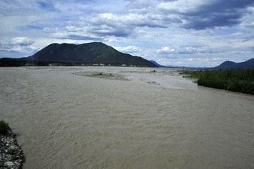 blog 139 After Burwash Landing, White River flows into Yukon River, Yukon, Canada_DSC0240-6.24.12 (1)
