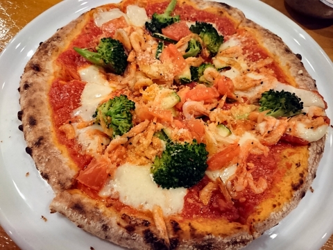 桜えびと野菜のピッツァ@ビストロバールマータ