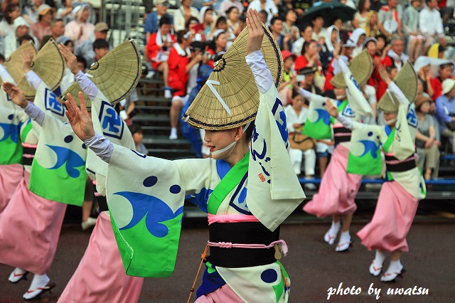 阿波踊り (2)