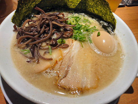 シロマルベースwithトッピング@シロマルベース梅田