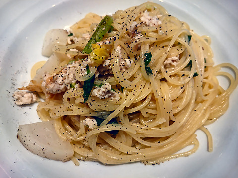 鶏ミンチと蕪のスパゲティ@ボーノボーノ