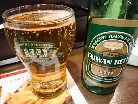 台湾ビールプレミアム@同客餃子館