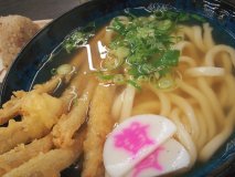 24時間営業もある北九州発の人気チェーン!今『資さんうどん』がアツい 24時間営業もある北九州発の人気チェーン!今『資さんうどん』がアツい