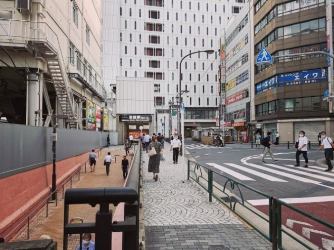 池袋駅西口(北)の周辺風景