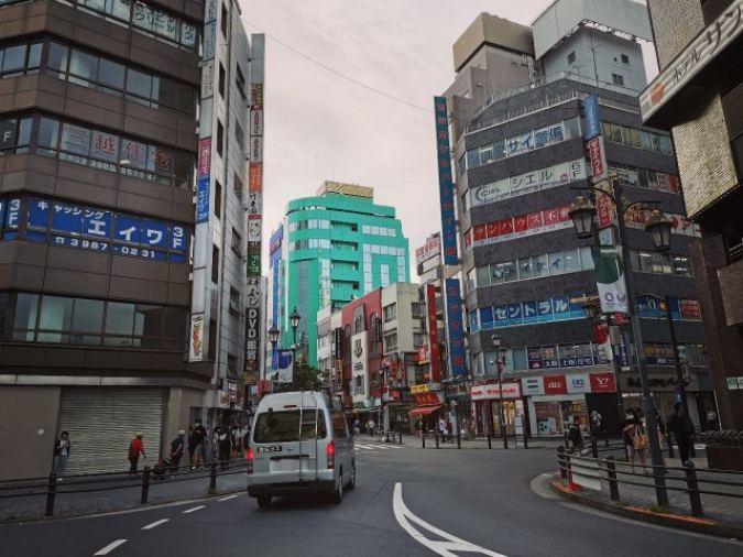 池袋駅西口(北)の周辺風景