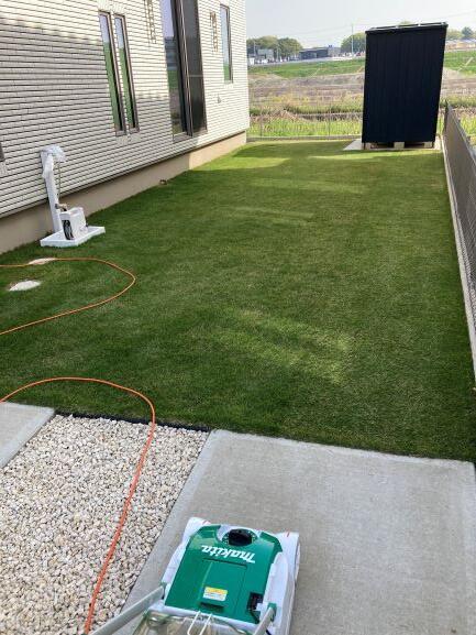 4月芝刈りはじめ