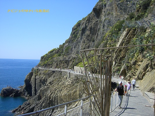 f:id:tabizukigirl:20180621222505j:plain f:id:tabizukigirl:20180621222505j:plain