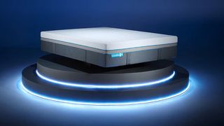 Simba Hybrid Ultra Mattress shown on a podium