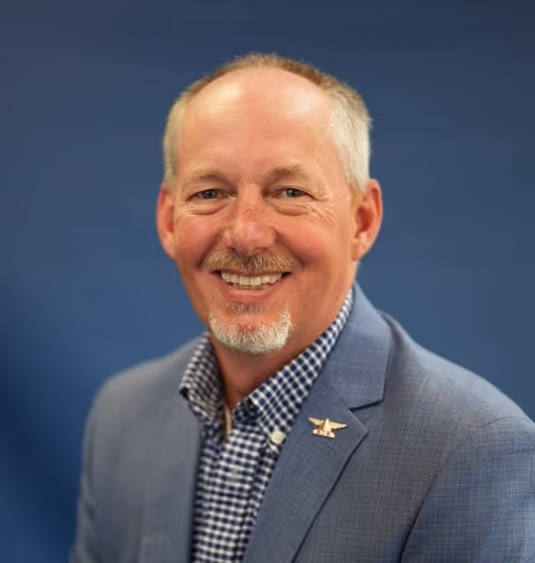 kevin-headshot-square