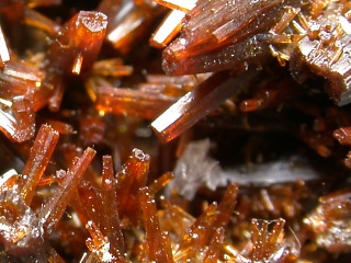 砒素バナジン鉛鉱