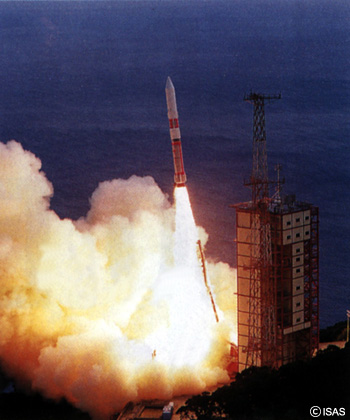 日本初の人工衛星打ち上げ