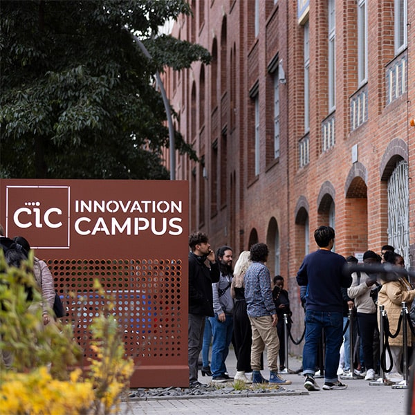 External signage at CIC Berlin