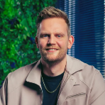 Home 26 johan scrolla