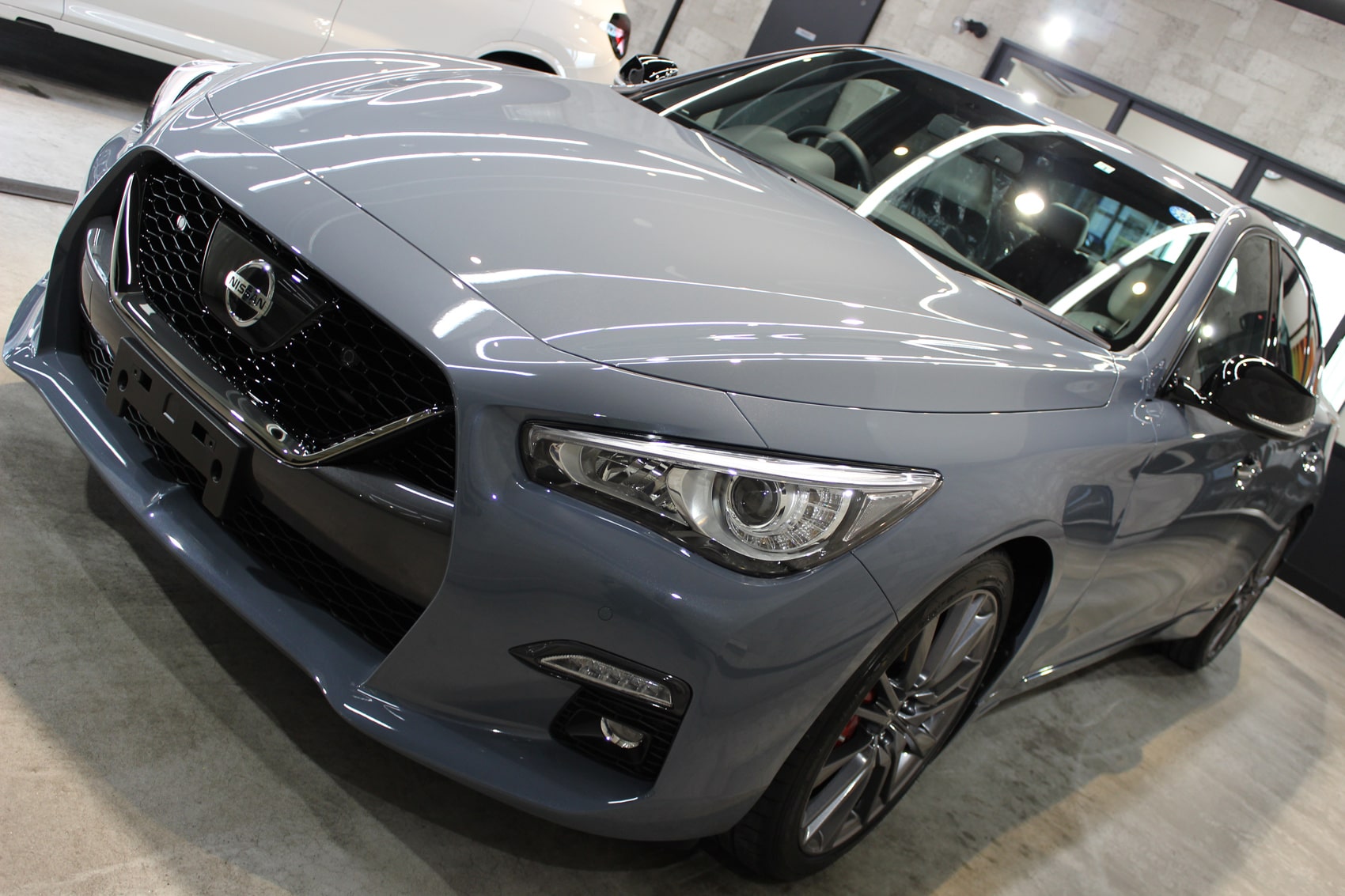 日産 スカイライン 400R スレートグレー ボンネット左