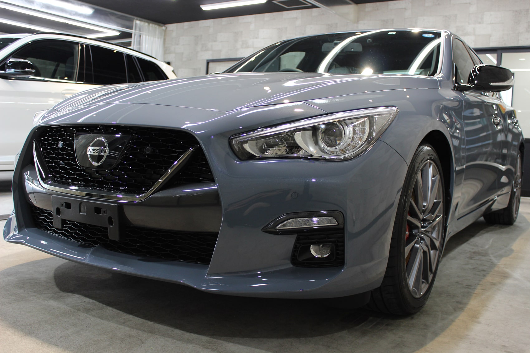 日産 スカイライン 400R スレートグレー フロントバンパー左