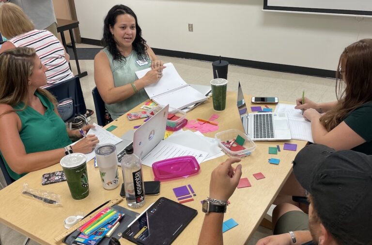 4 teachers collaborating