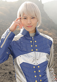 ヘビツカイシルバー