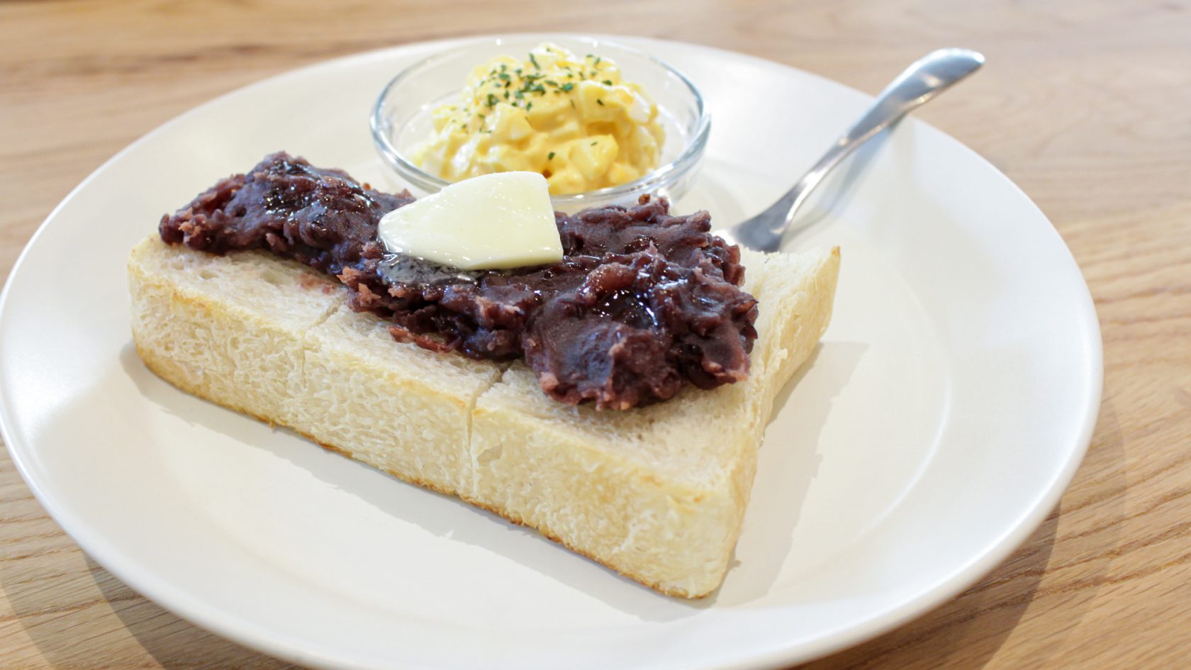 パーラーイムオムの小倉トーストのモーニングセット