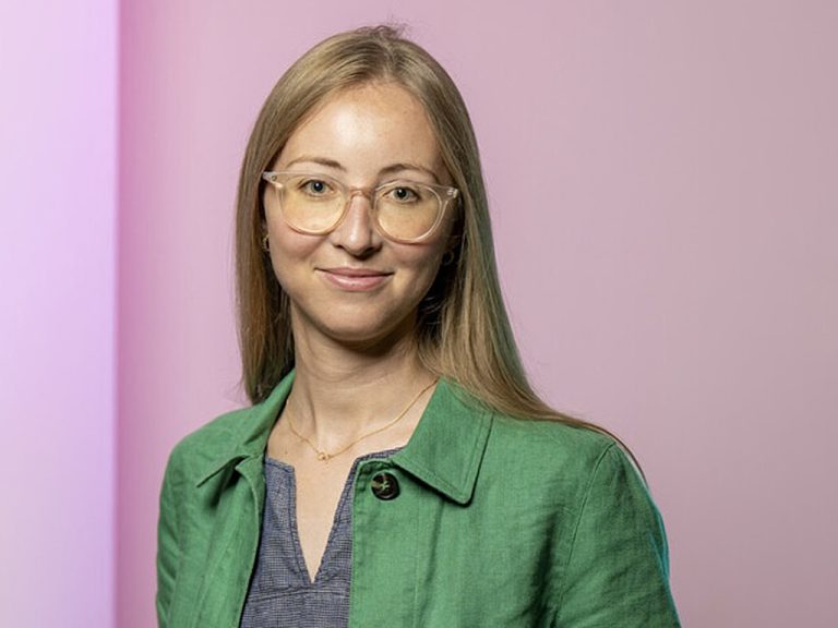 Portrait of Ieva Cesnulaityte, researcher and advisor specializing in deliberative democracy and democratic resilience.