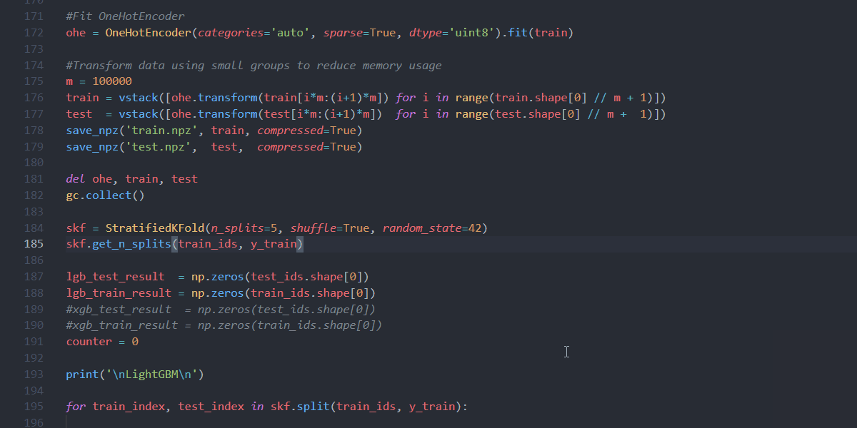 Variable extraction with Pylance in VS Code.