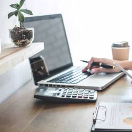 Manage Business Credit Risk