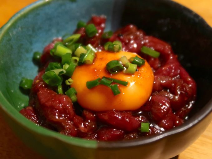 桜ユッケ(580円)