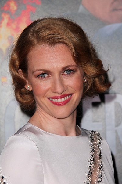 Mireille Enos at the "Gangster Squad" Los Angeles Premiere, Chin