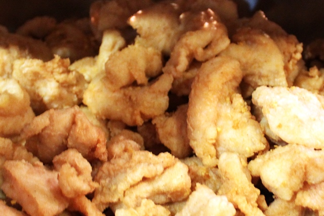 IMG 7627 1 鶏か魚のフライ