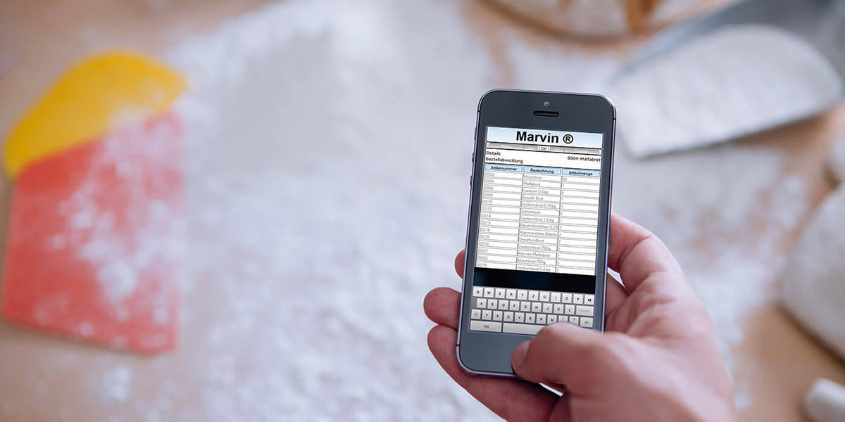 Smartphone mit Marvin-Software in Backstube