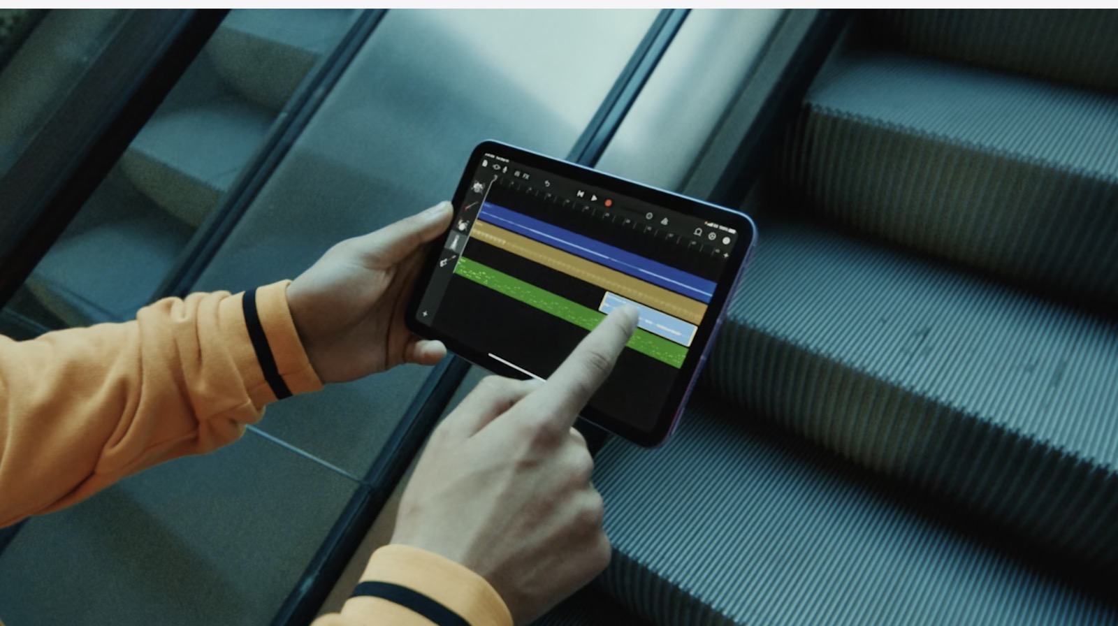 Sep2021-iPhone13-Event1160.jpg Editing video on iPad mini 6