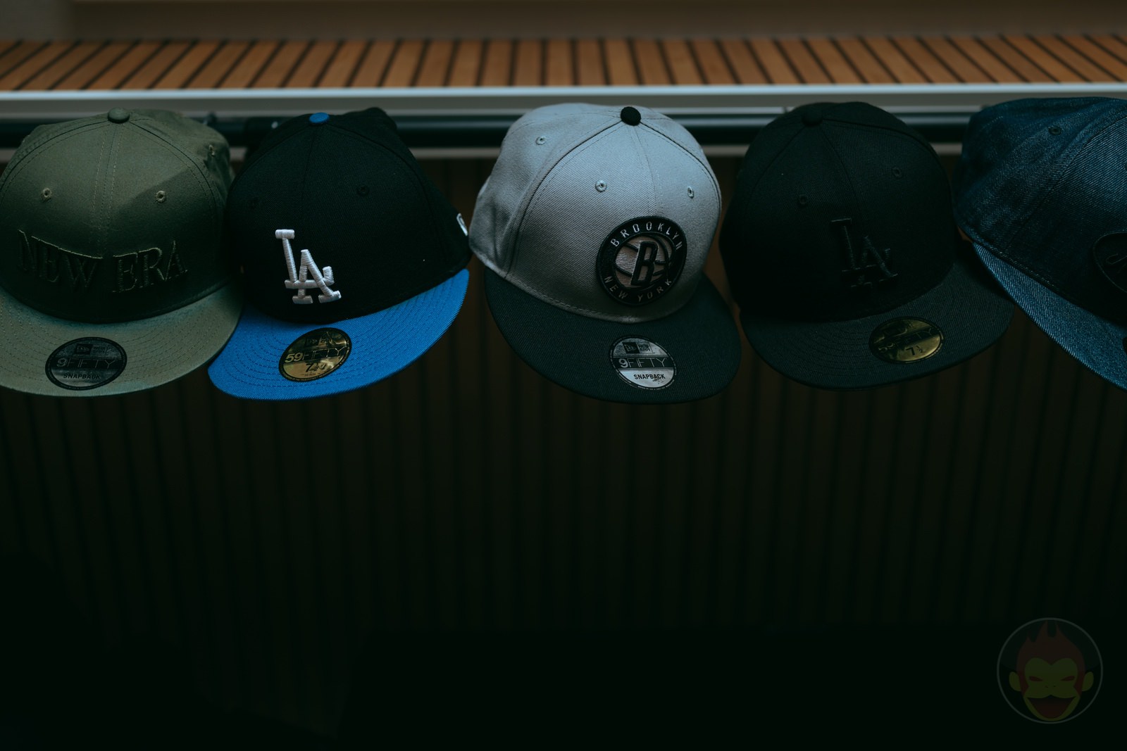 My-Closet-with-caps-as-a-curtain-03.jpg My Closet with caps as a curtain 03