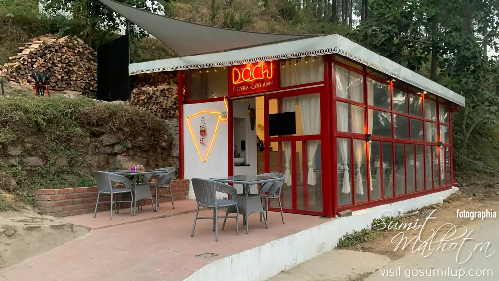 Home Dochi cafe in the evening - dochi cafe lower kasauli