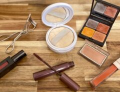 ベースメイクで仕上がりが変わる すぐに試せるメイクテクとは?