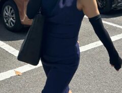 母親の『夏場コーデ』 見事な1枚に「爆笑した」「夏の風物詩」