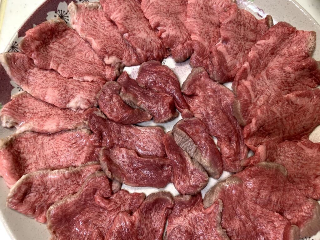 コストコの牛タンはまずい?調理素人が通販でブロック買いしてみた