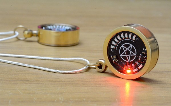 UV sensing amulet